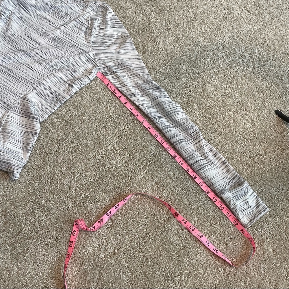 Lululemon Runderful Long Sleeve Space Dye - Picture 9 of 9